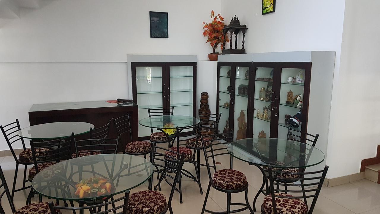 Hotel Xavier'S Residency Kollam Esterno foto